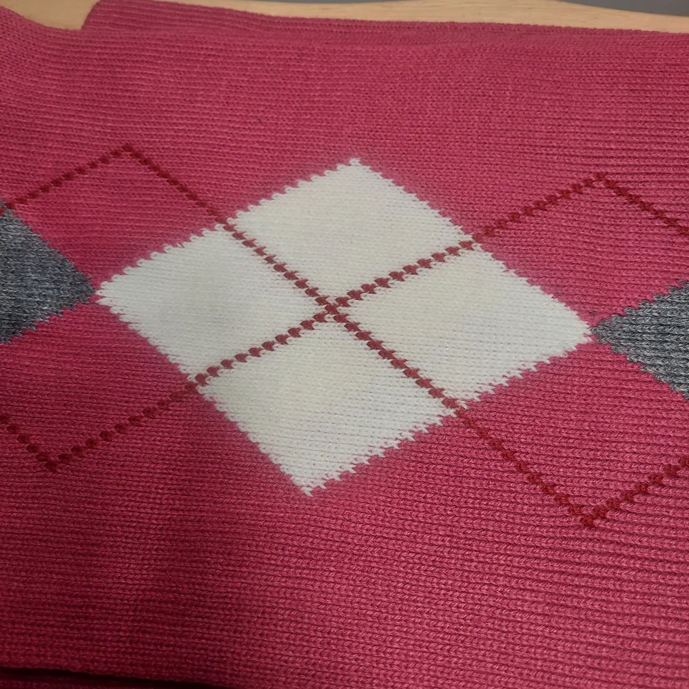 Vintage Preppy Argyle Scarf – Pink, Gray, White & Red – Soft Knit Long Loop